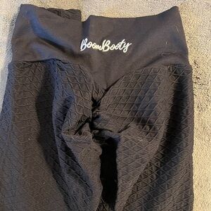 Boom booty black leggings